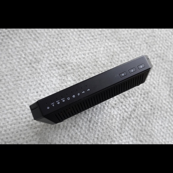 TP-Link Archer C3200 WIFI Router - Picture 4 of 8